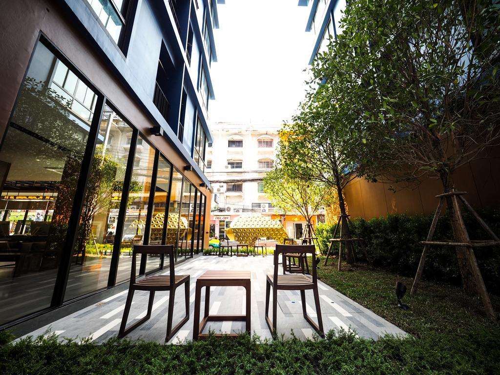 130 Hotel & Residence Banguecoque Exterior foto